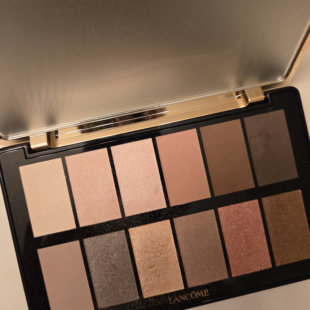 Lancome Eyeshadow Palette - Gold, Pink, and Brown Hues NWOT - Picture 2 of 3